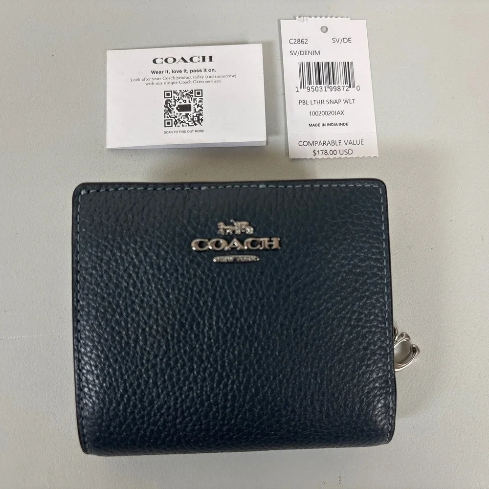 Coach Small Bifold Wallet Navy Blue Pebbled Leather Tan Interior Zip Coin Pocket